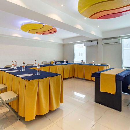 Comfort Inn Cancun Aeropuerto Екстериор снимка