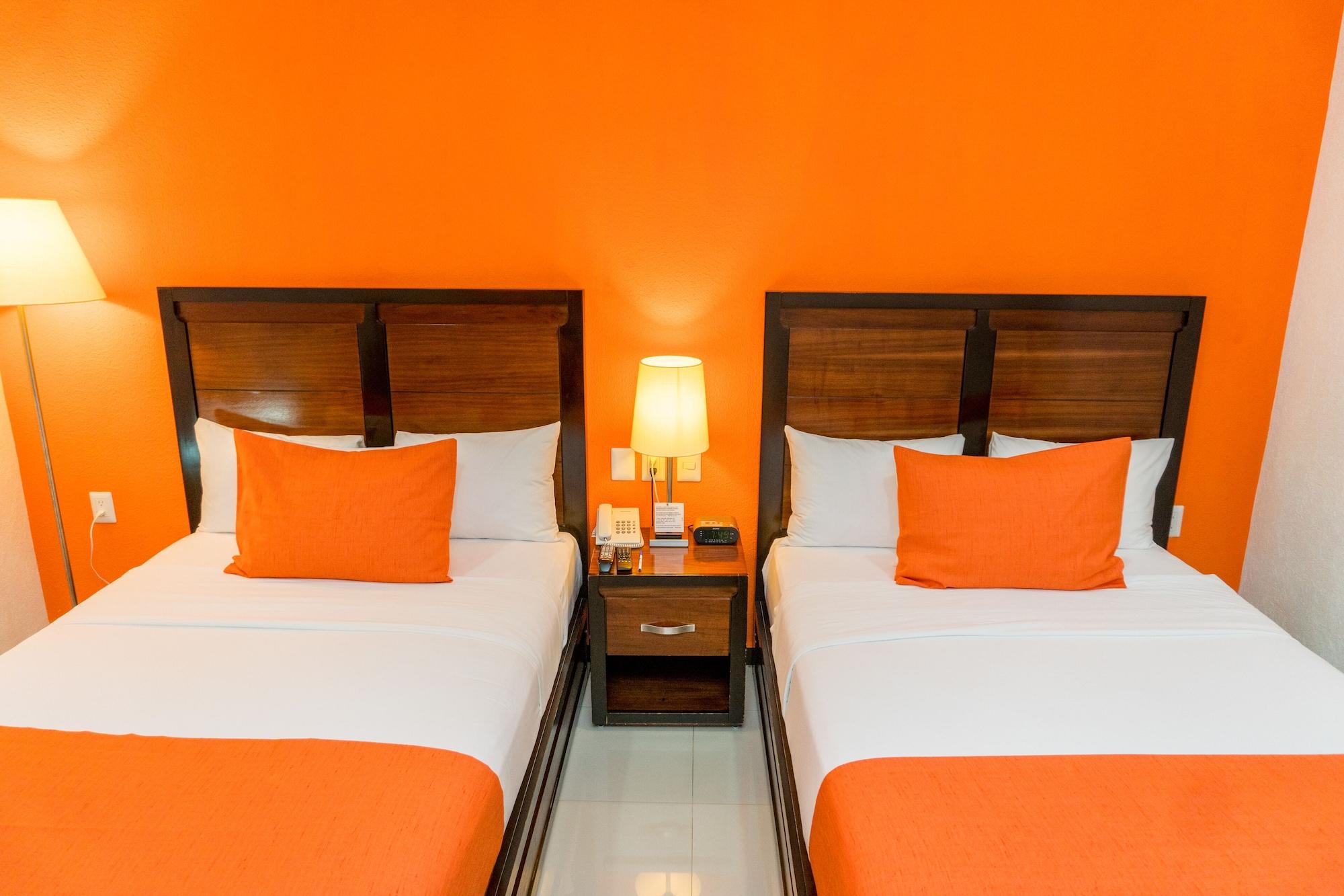 Comfort Inn Cancun Aeropuerto Екстериор снимка