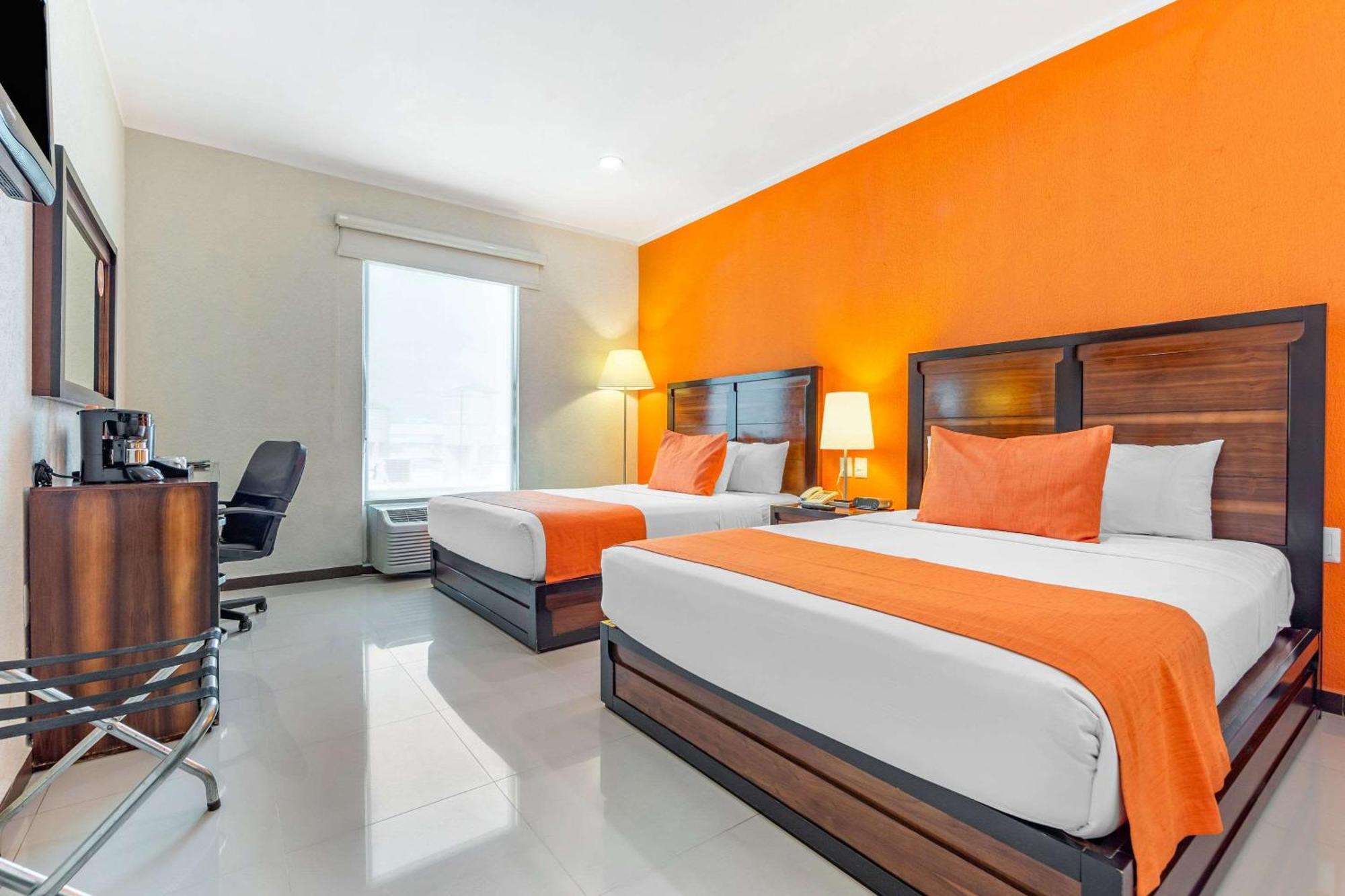 Comfort Inn Cancun Aeropuerto Екстериор снимка