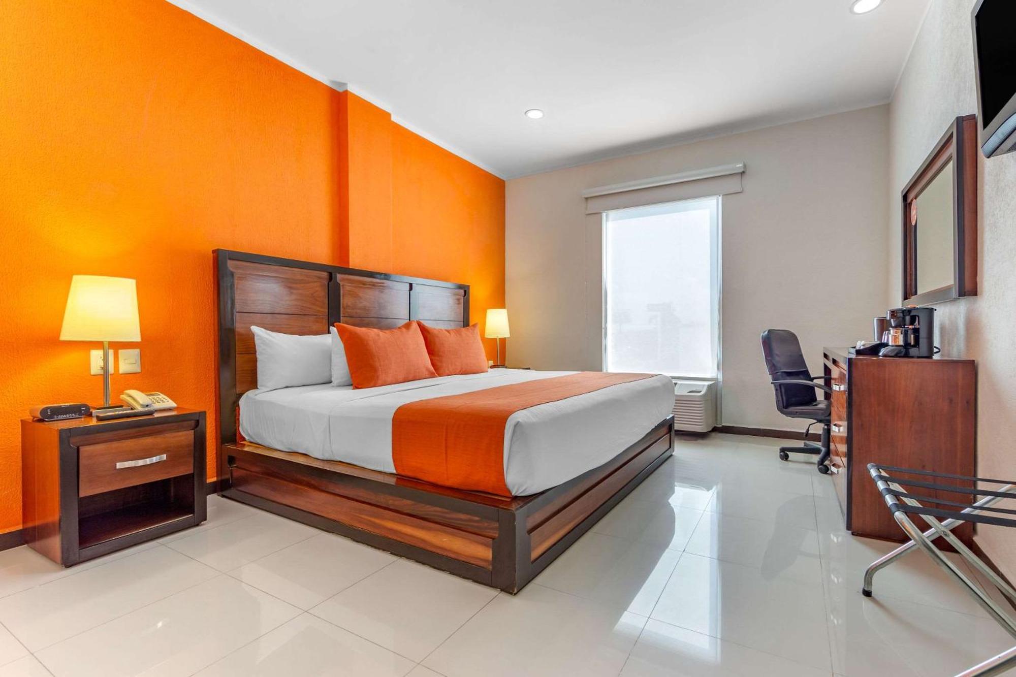 Comfort Inn Cancun Aeropuerto Екстериор снимка