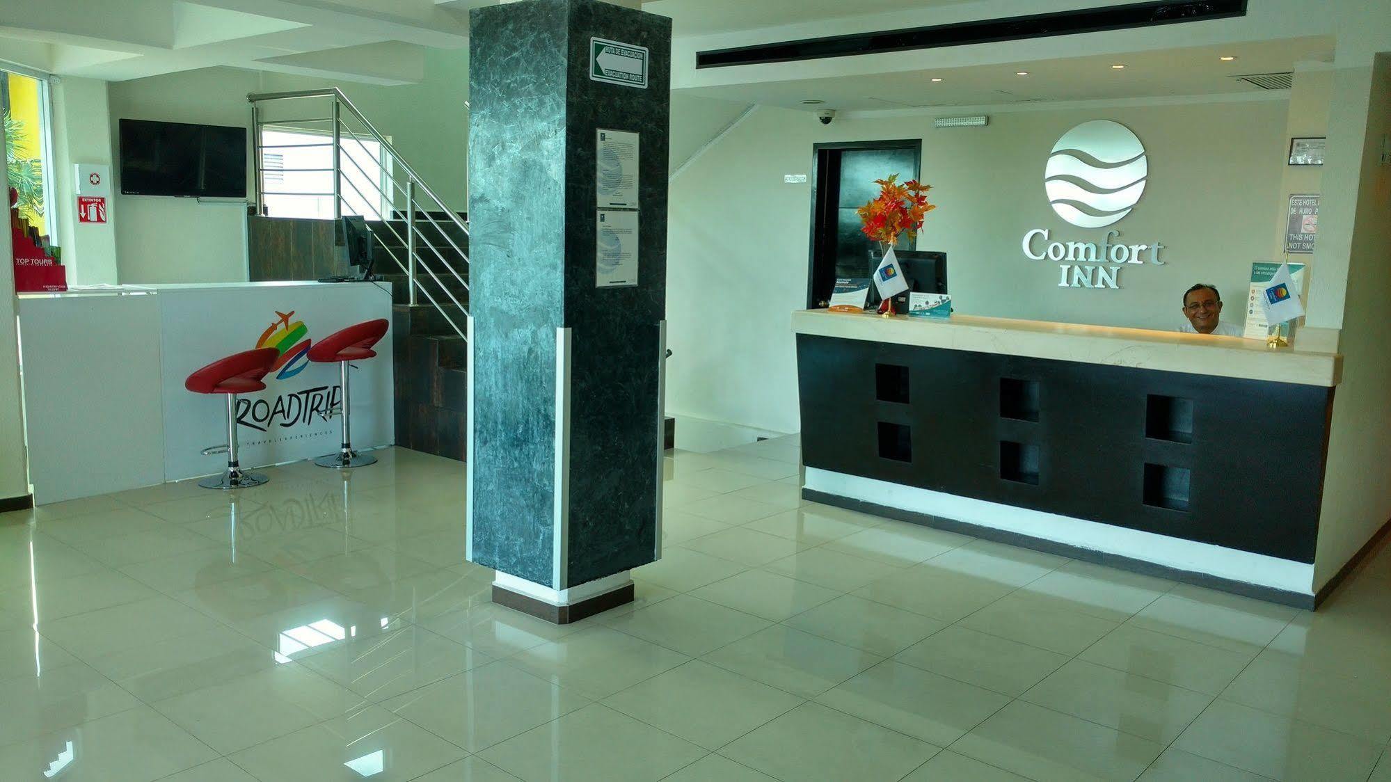 Comfort Inn Cancun Aeropuerto Екстериор снимка